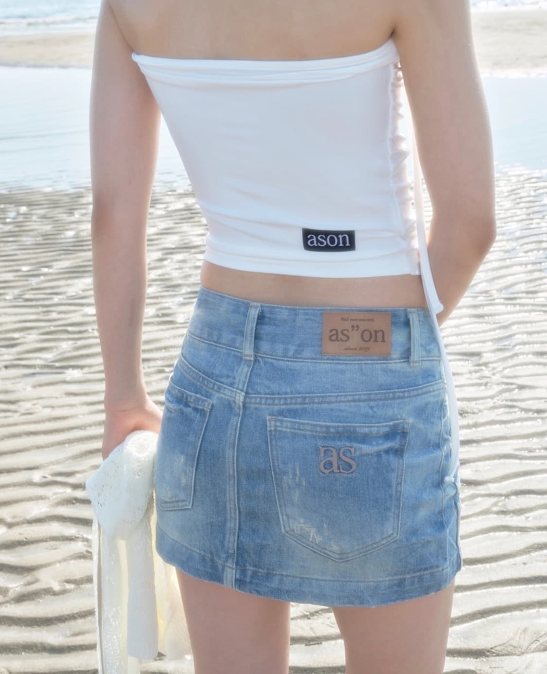 애즈온 탱크탑 화이트 상품이미지2