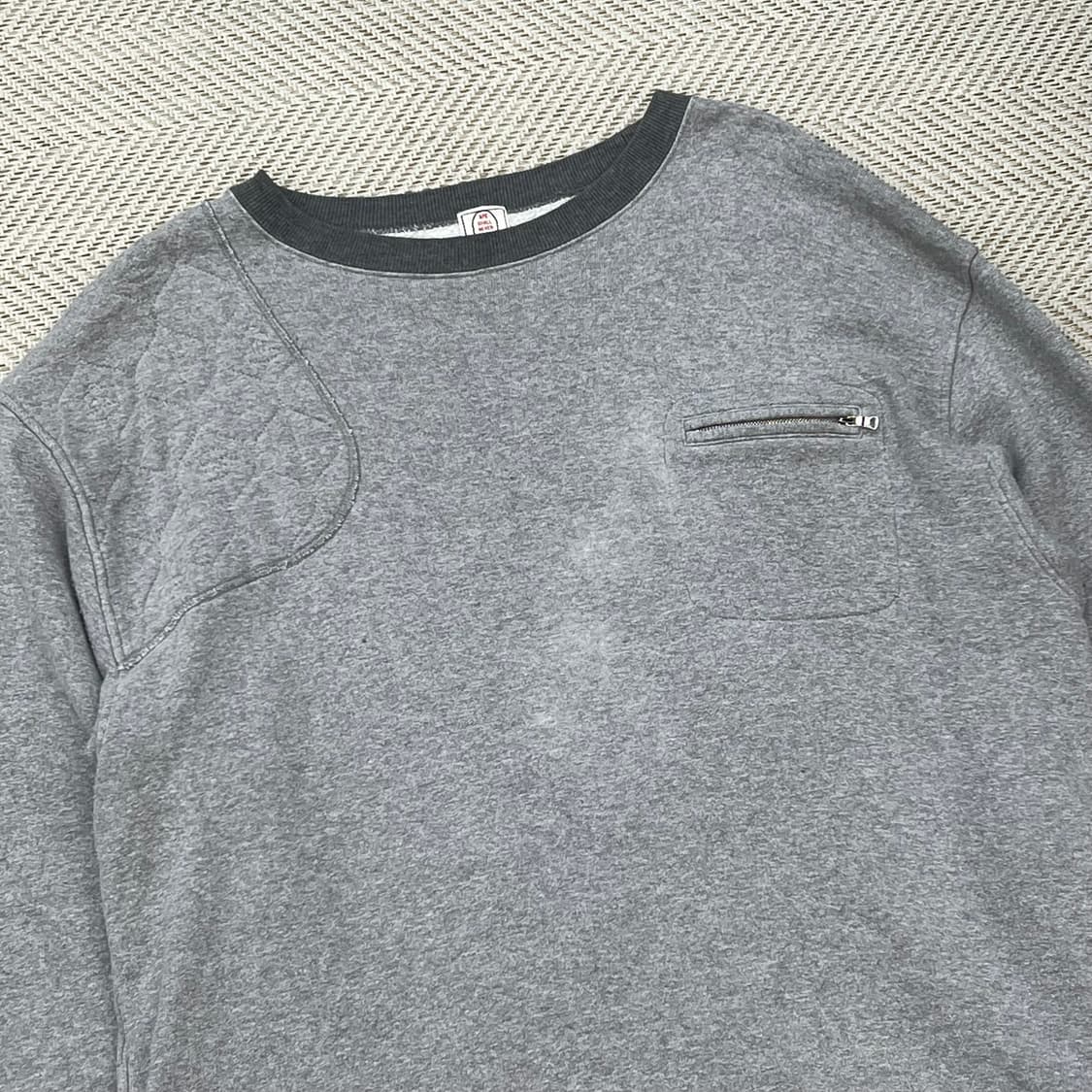 베이프 원포켓 패치 맨투맨 r2532 상품이미지3