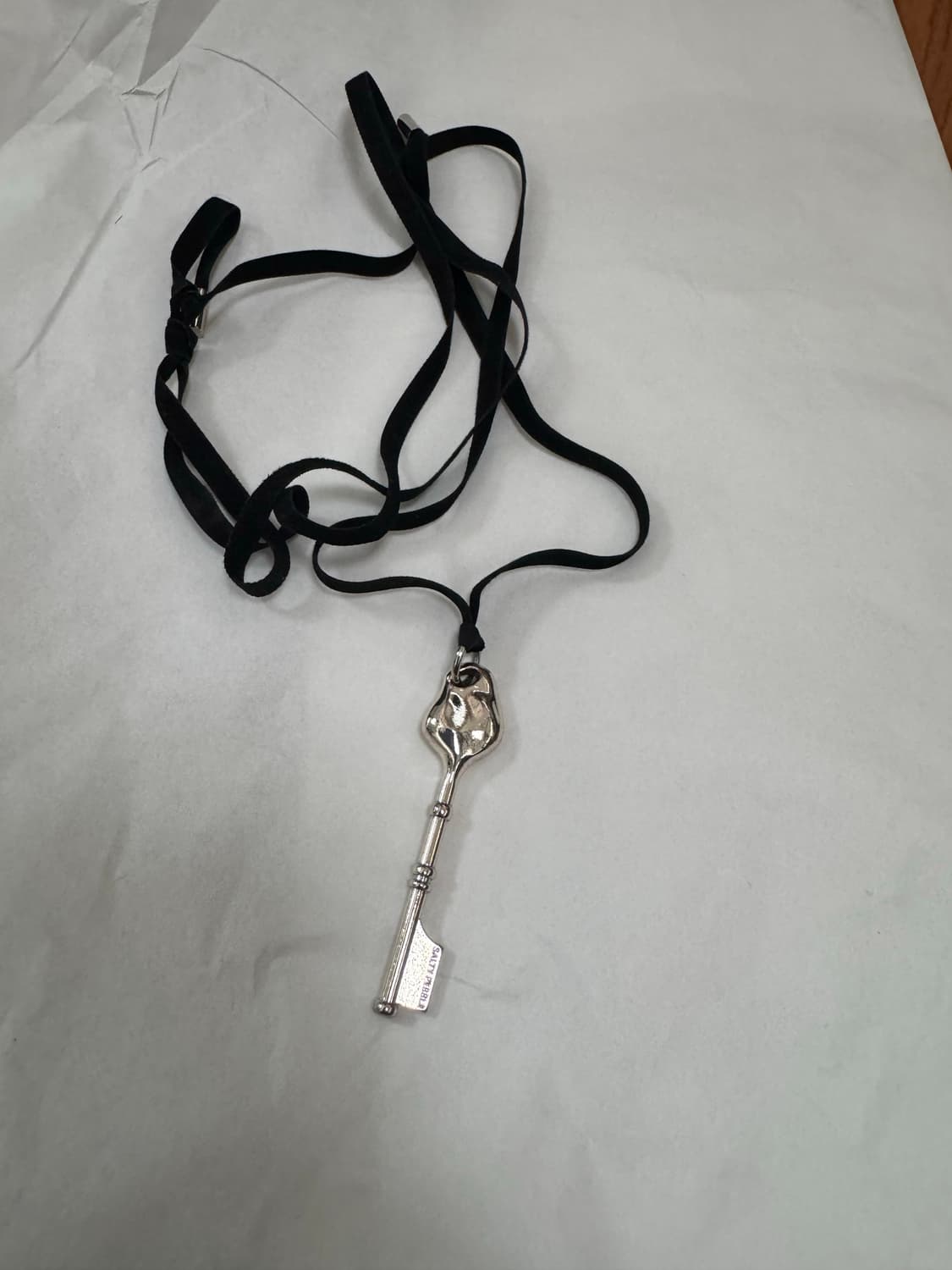 솔티페블 키 열쇠 벨벳 목걸이 아모멘토 cos 상품이미지7