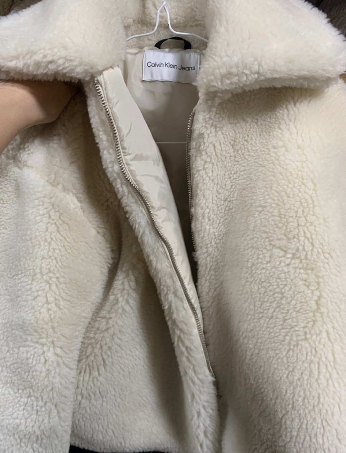 캘빈클라인 뽀글이 자켓 상품이미지2