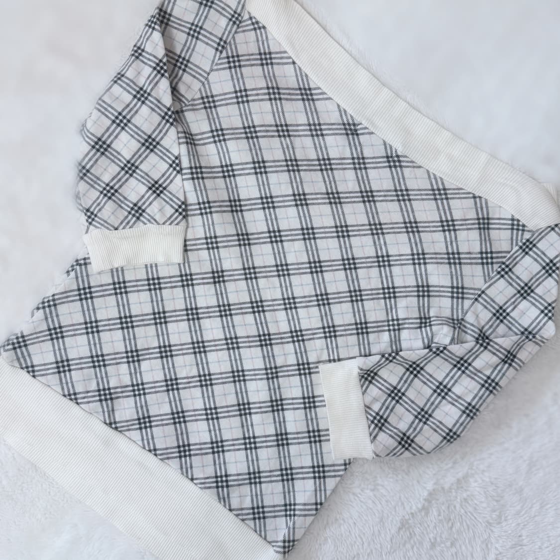 Burberry 버버리 블루라벨 달천깔 솜사탕 오프숄더 니트 상품이미지5