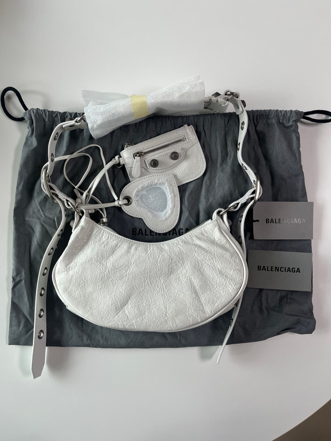 (새상품)발렌시아가 아레나 램스킨 르카골 XS 화이트 상품이미지2