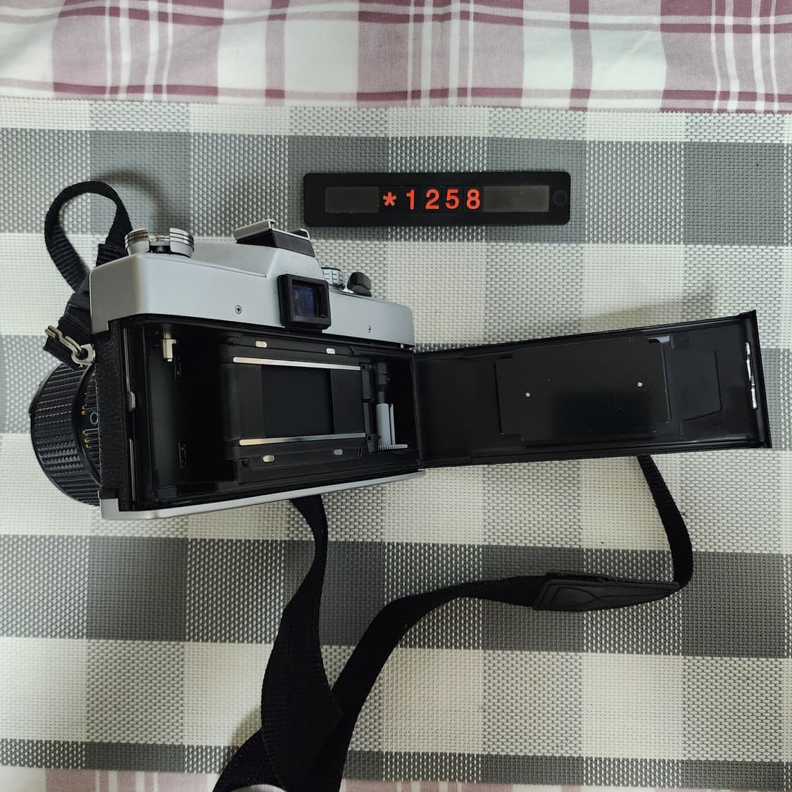 미놀타 sr T 101 필름카메라 35-70미리 줌렌즈 장착 상품이미지6