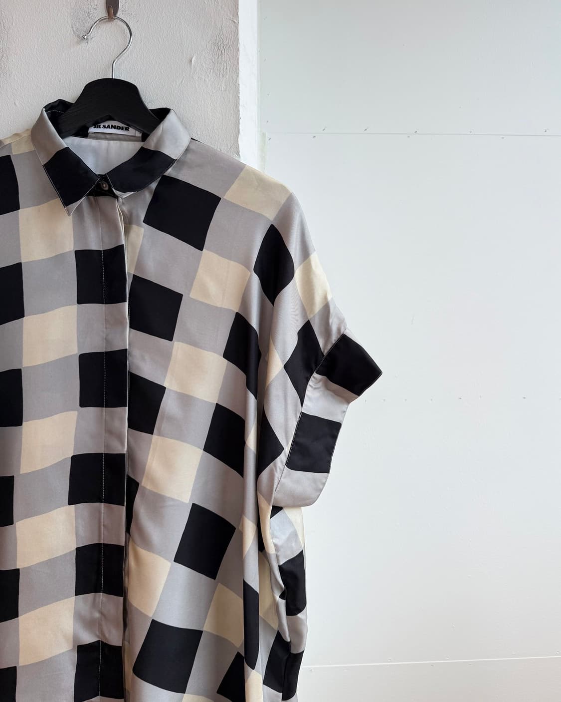 질샌더 체크 실크 언발 하프 셔츠  상품이미지5