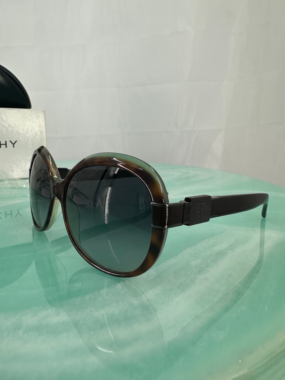 [새상품 무료배송] 지방시 정품 Made in Italy 선글라스 상품이미지1