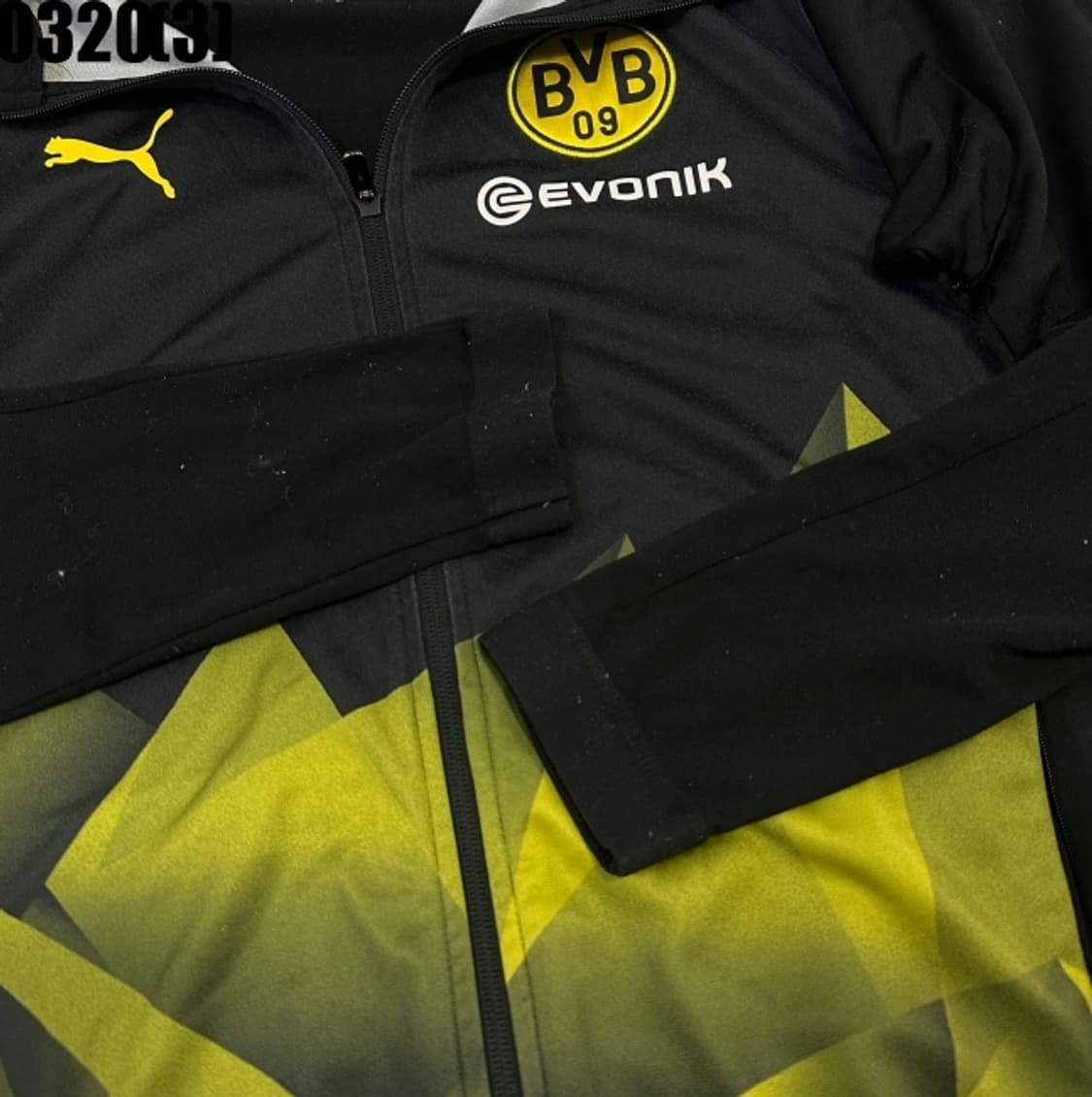푸마 도르트문트 트랙탑 자켓 상품이미지4