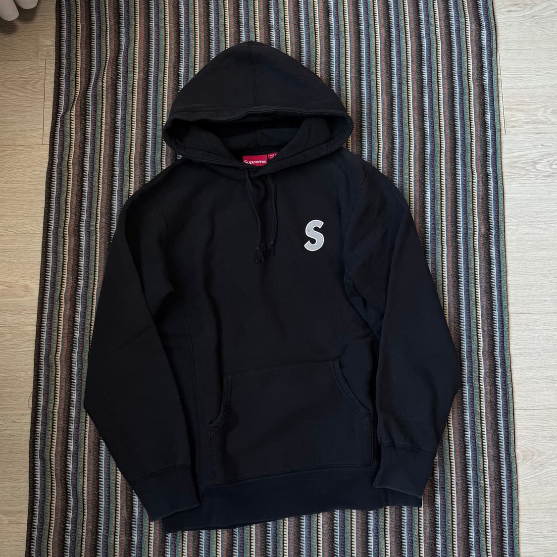 슈프림 s로고 후드티 상품이미지2