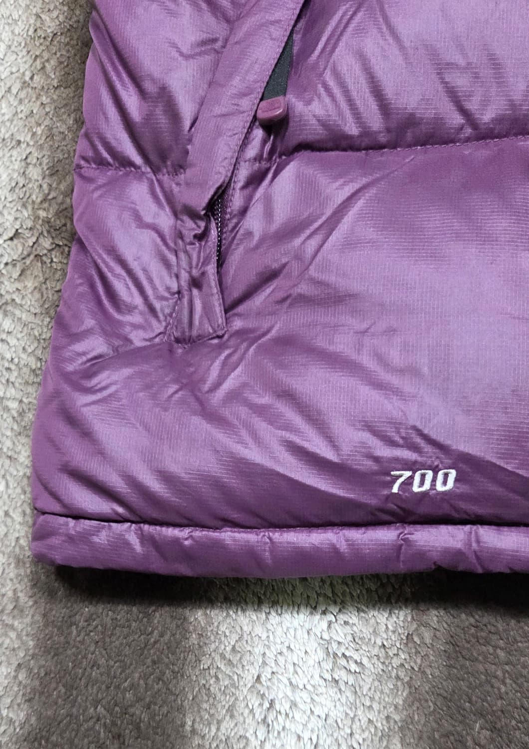 노스페이스 700 거위털 눕시 패딩조끼 상품이미지5