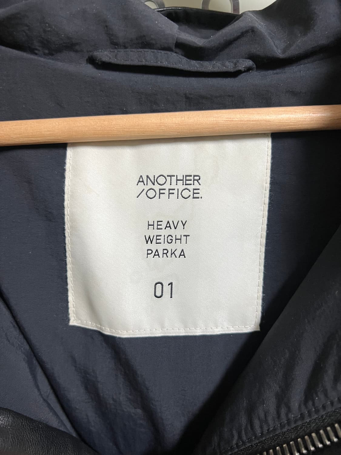 어나더오피스 패딩 상품이미지3