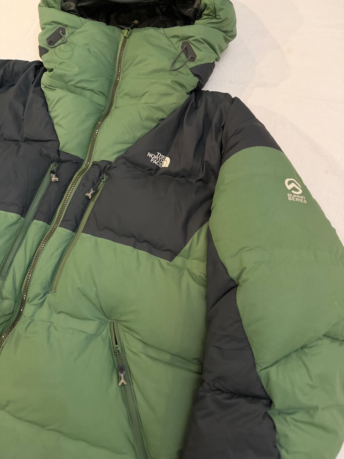 해외판) 노스페이스 히말라야 L6 구스다운 패딩 말차 그린 상품이미지2