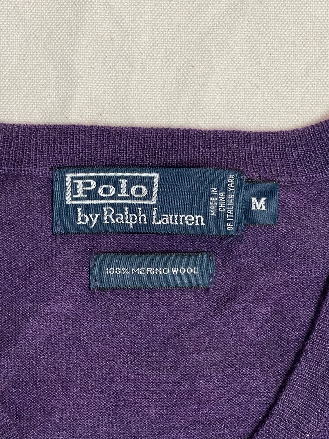 폴로 브이넥 니트  상품이미지4