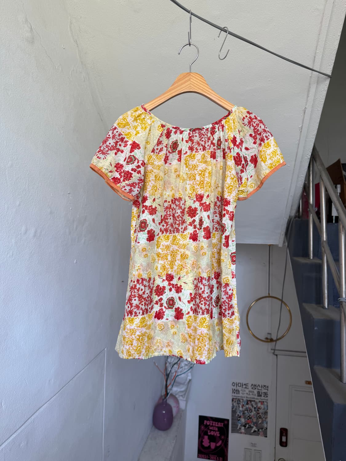 페어리 퍼프 소매 와이드 숄더 블라우스 상품이미지5