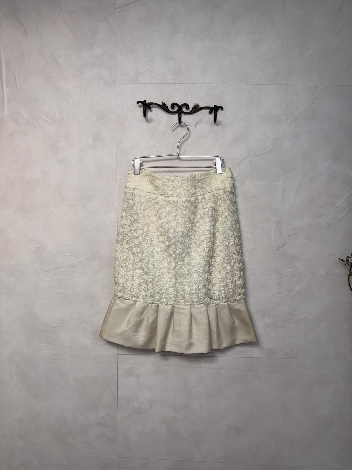 O’2ND ivory satin rose mermaid skirt  상품이미지3