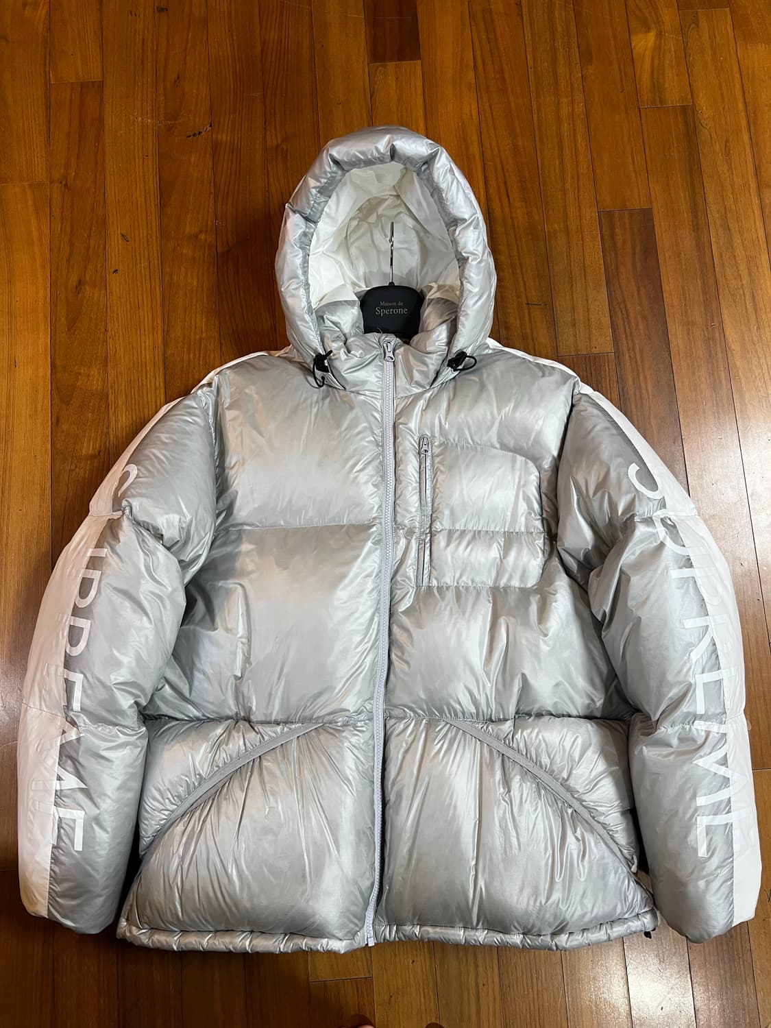 슈프림 퍼텍스 덕다운 패딩 상품이미지1