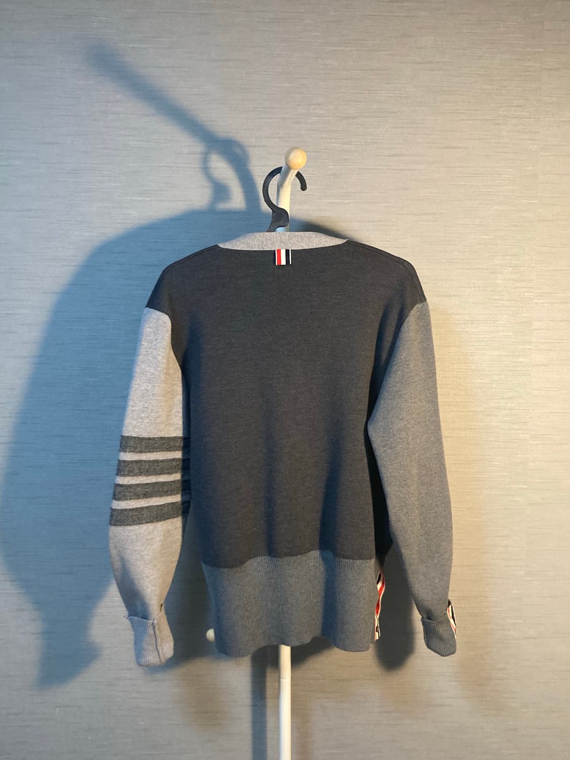 톰브라운 펀믹스 밀라노스티치 가디건 상품이미지2