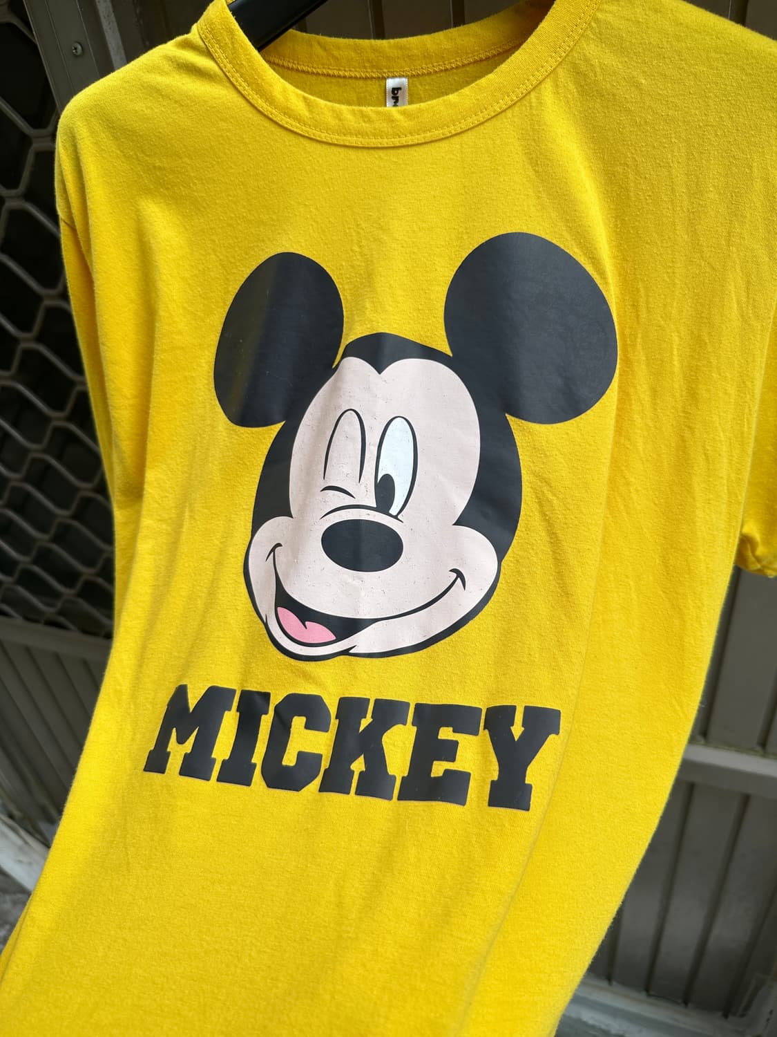 NONE vintage Mickey Mouse yellow tee 상품이미지4