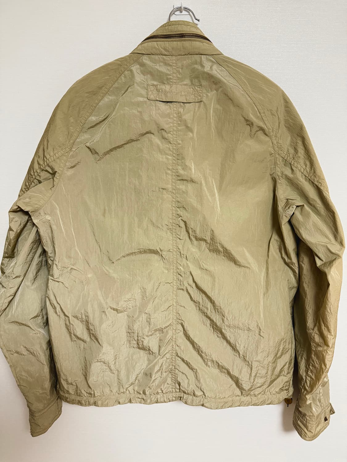 마시모두띠 나일론 메탈 자켓 M (100사이즈) 판매합니다 상품이미지3