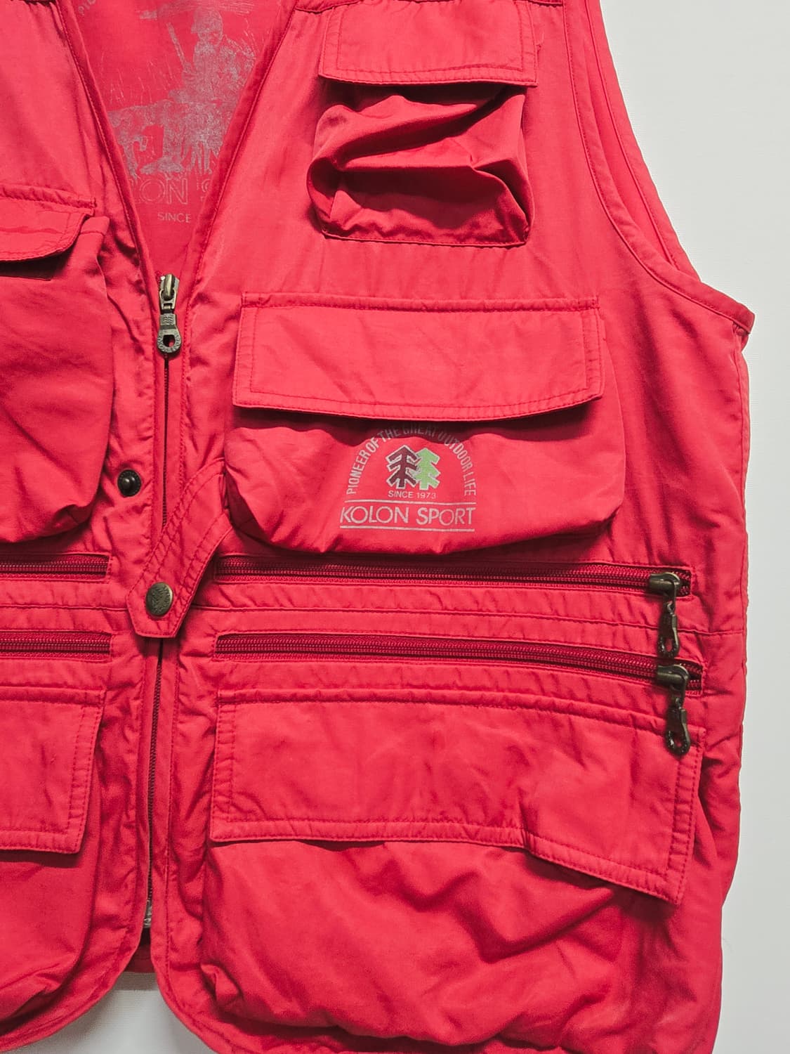 코오롱스포츠 빨간색 등산 올드조끼 상품이미지3