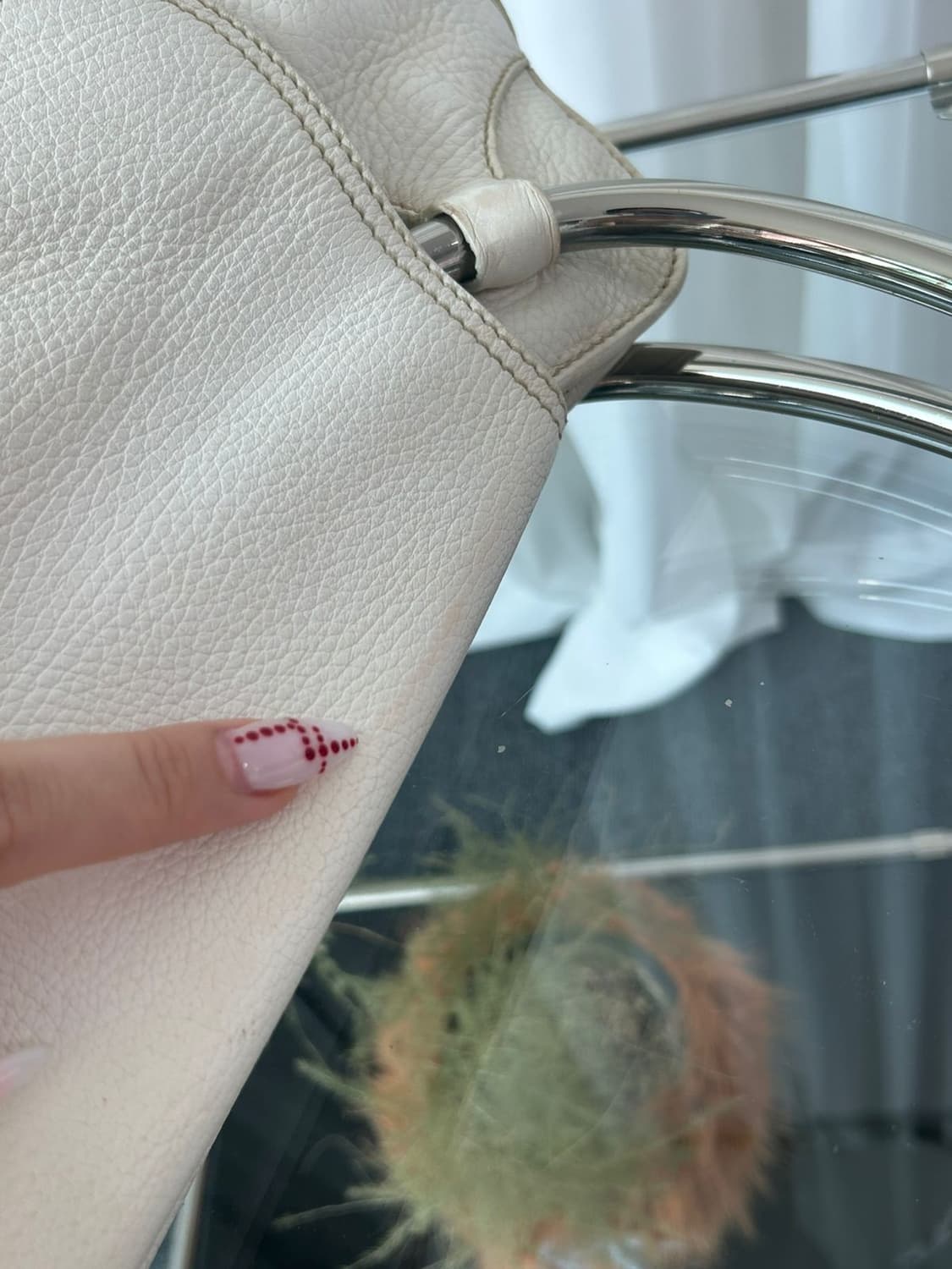 프라다 SS2003 메탈 바 비텔로 다이노 레더 링 백 상품이미지9