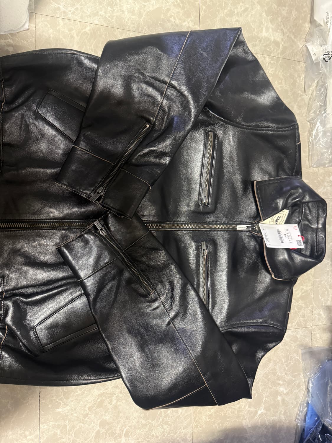 S사이즈 자라 SRPLS 레더 바이커 자켓 상품이미지2