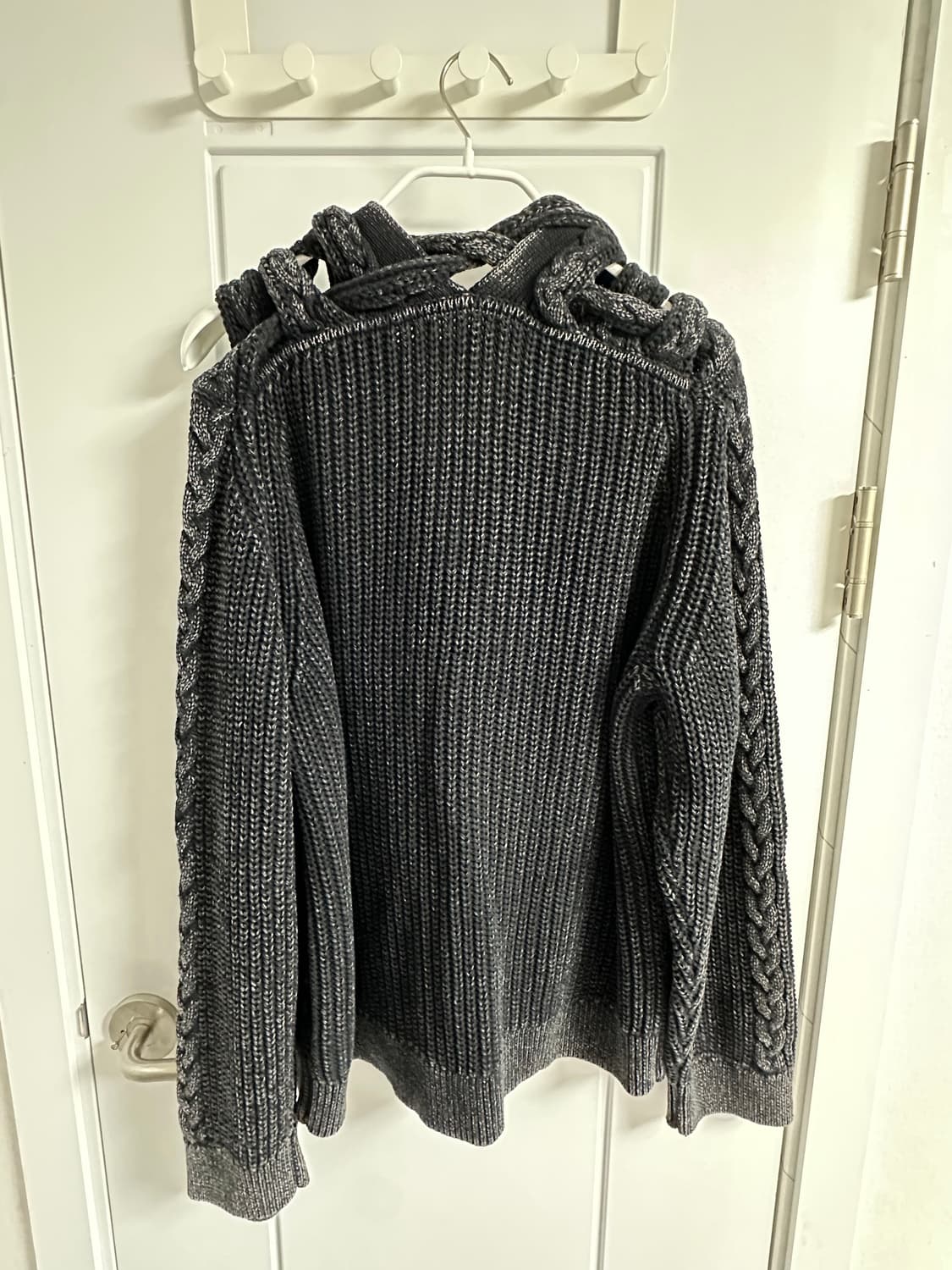 H&M x 글렌 마틴스 케이블 니트 가디건 블랙 상품이미지3