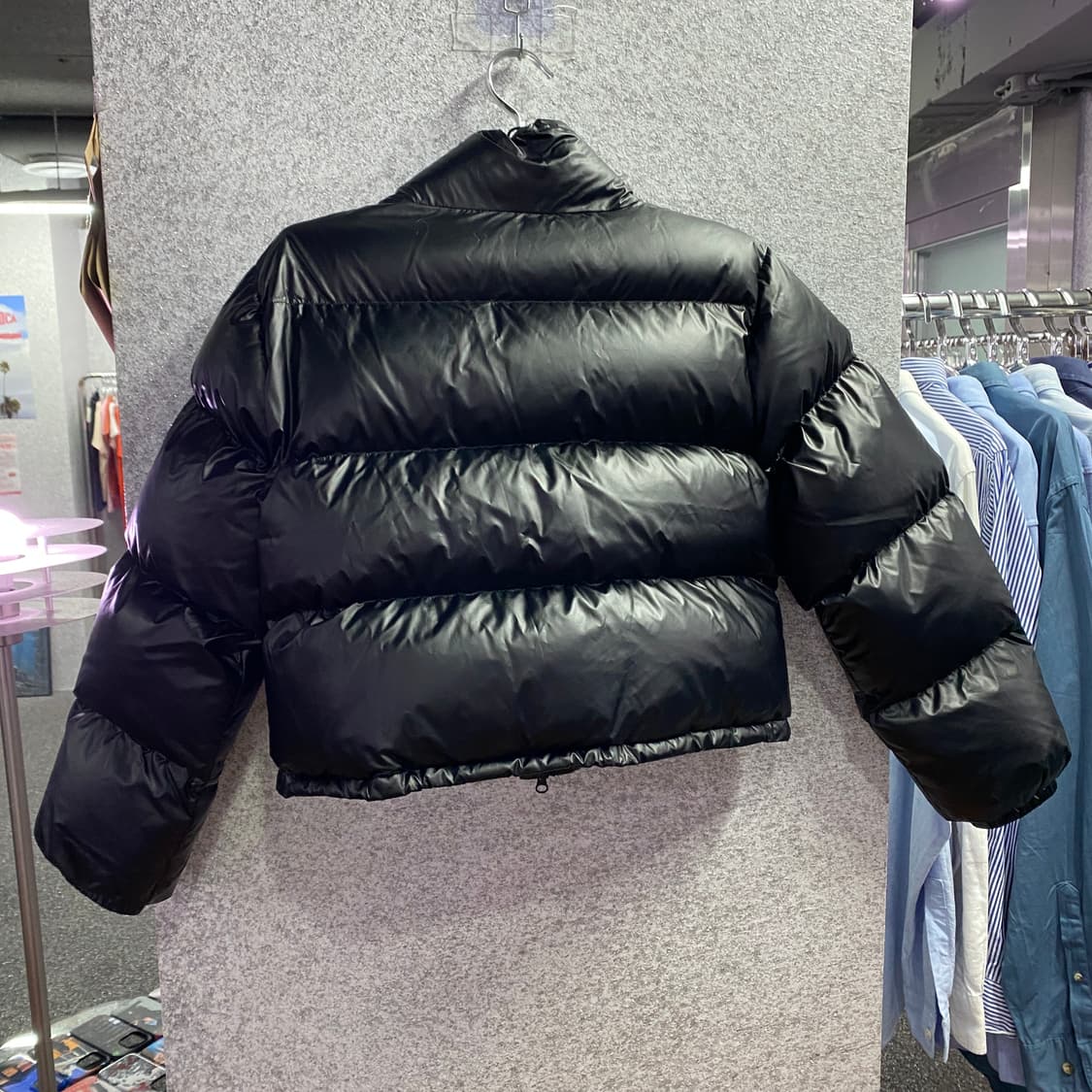 라퍼지스토어 블랙 유광 크롭 패딩  B3039 상품이미지3