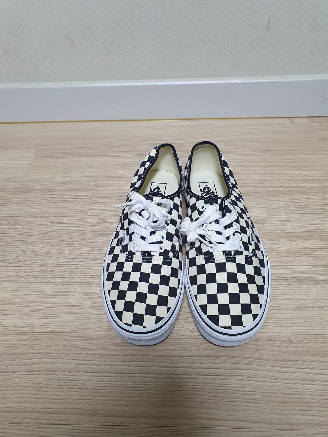 반스 어센틱 체커보드 스니커즈 285 상품이미지3