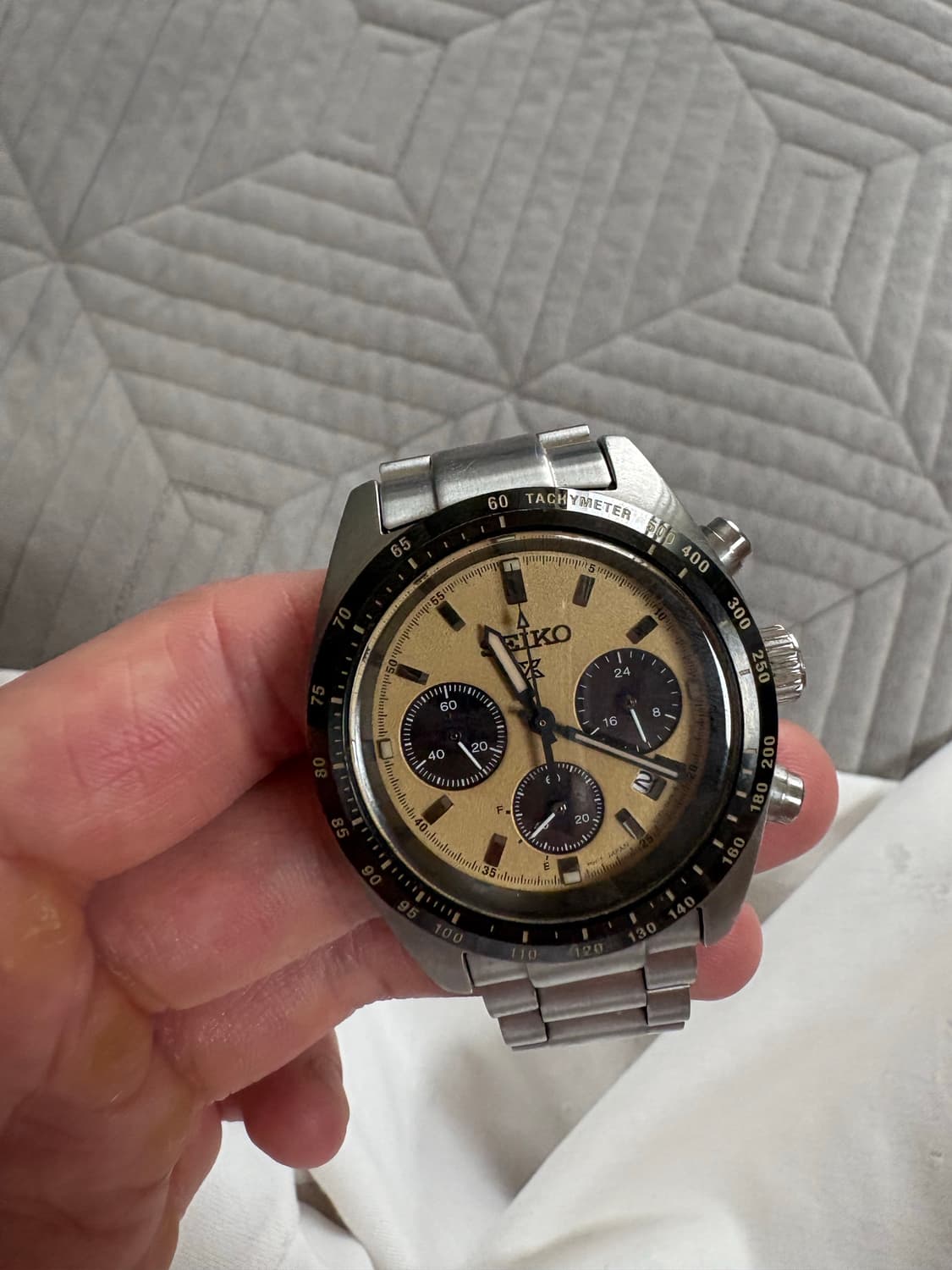 세이코 복각 크로노그래프 골드 판매합니다 상품이미지2