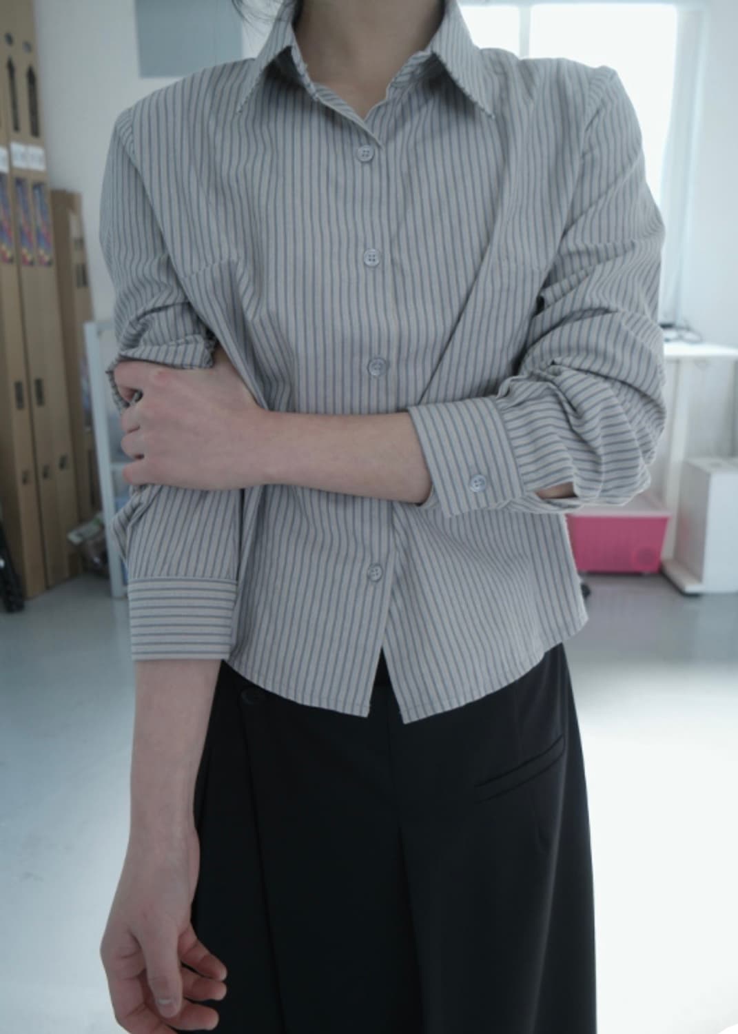 그레이 스트라이프 셔츠 상품이미지1