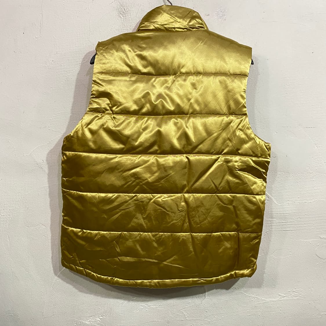 산토리 보스 골드 샤틴 패딩 베스트 상품이미지2