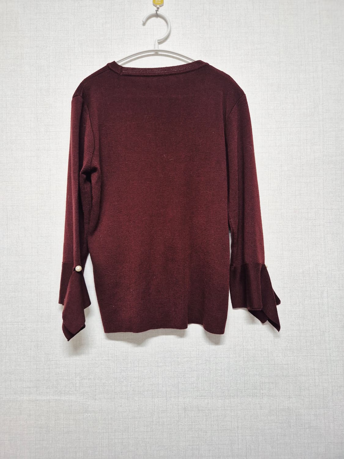 와인색 진주 포인트 니트 상품이미지2