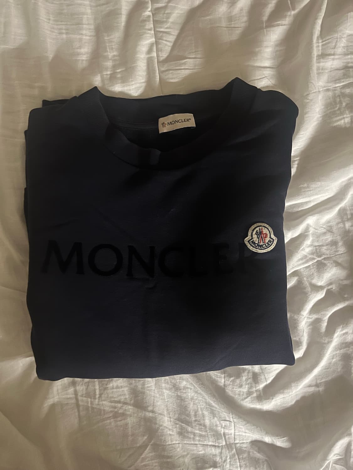 몽클레어 맨투맨 상품이미지2