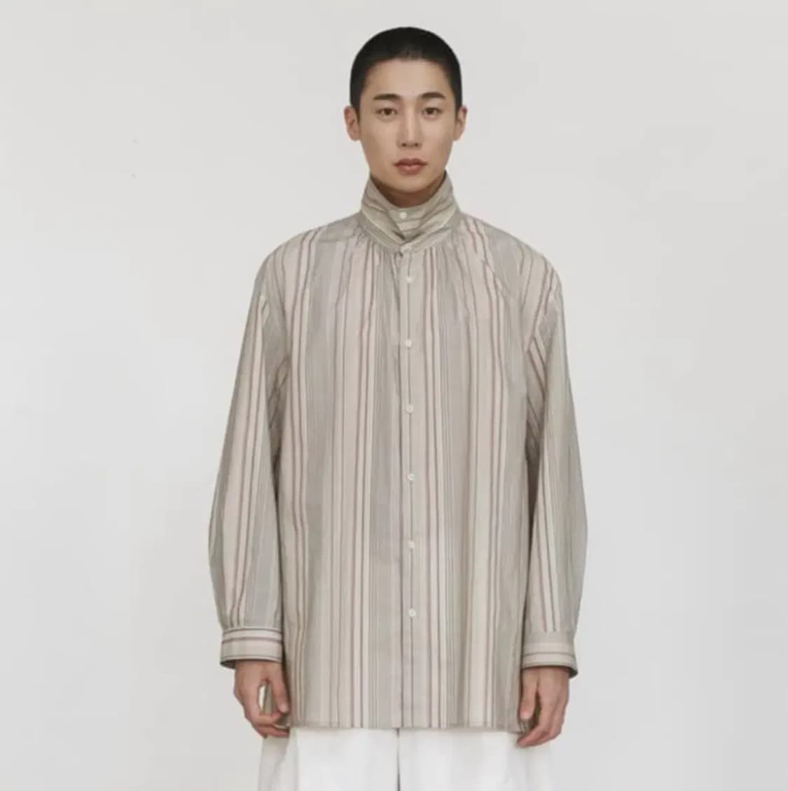 아모멘토 셔링 스트라이프 셔츠 상품이미지1