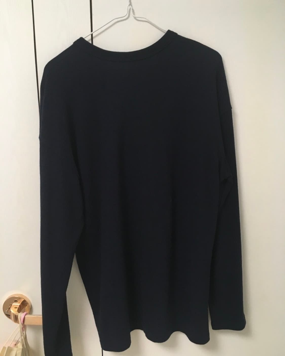 프리즘웍스 10S Soild henley neck tee _ navy 상품이미지4