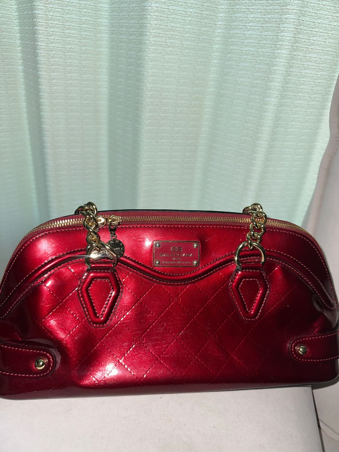 발렌시아가 버건디 에나멜 토트백 정품 상품이미지2