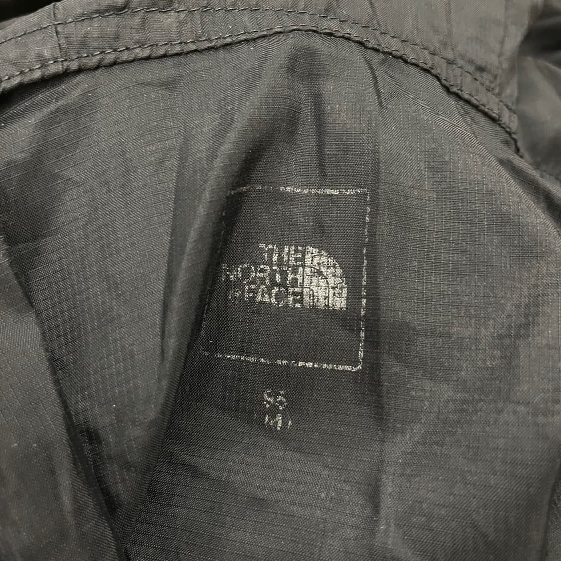 [정품/95,m] 노스페이스 블랙 바람막이 후드 자켓 b8 상품이미지8