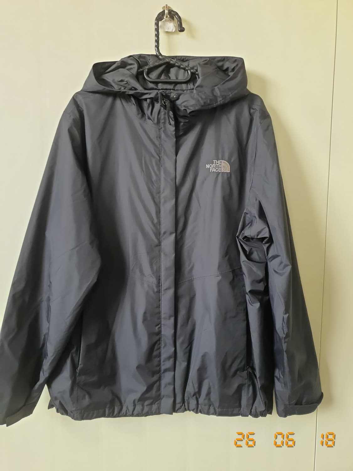 노스페이스 바람막이 XL 블랙 상품이미지3