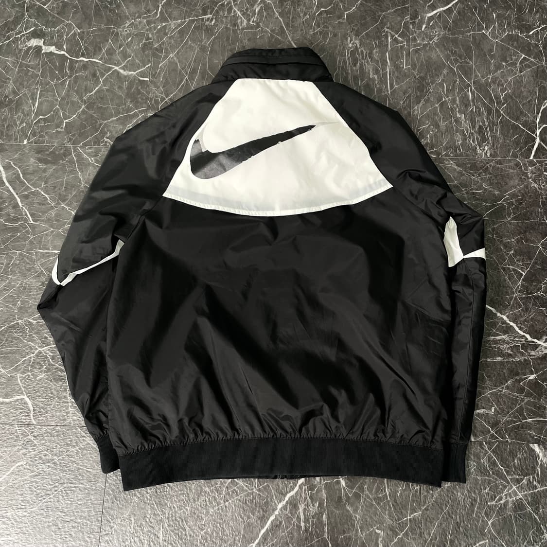 나이키 빅스우시 오레오 배색 윈드러너 바람막이 자켓 상품이미지4