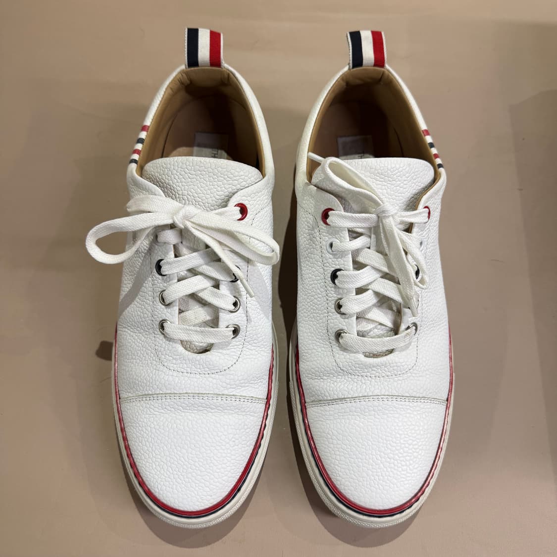 톰브라운 가죽 스니커즈 상품이미지1