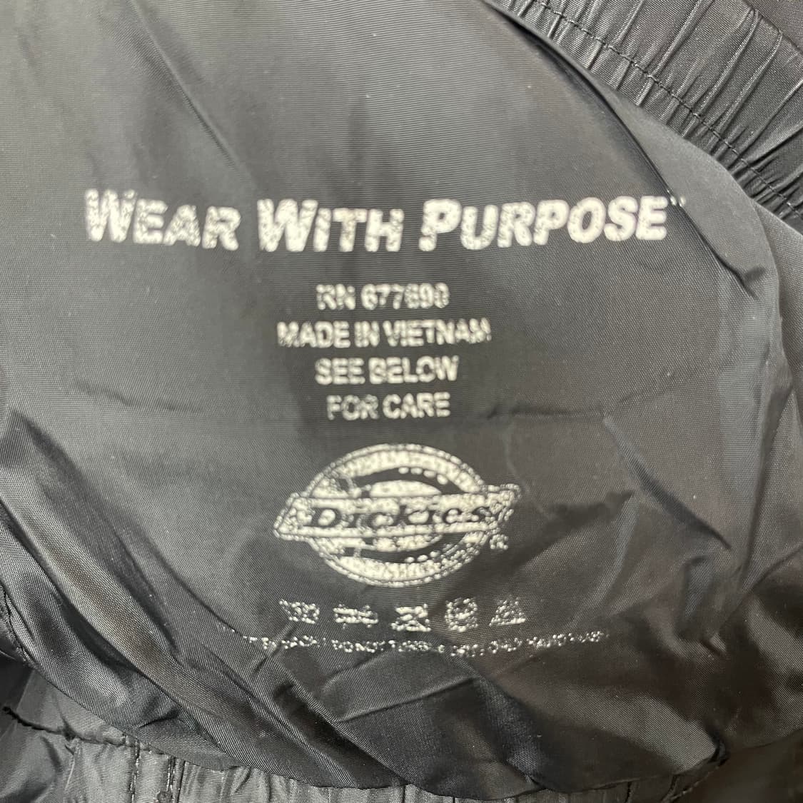 디키즈 USA 레드 로고 블랙 경량패딩 XXL 상품이미지4