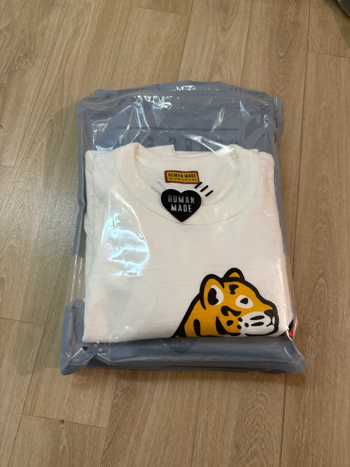 휴먼메이드 타이거 하트 반팔 티셔츠 화이트 상품이미지3