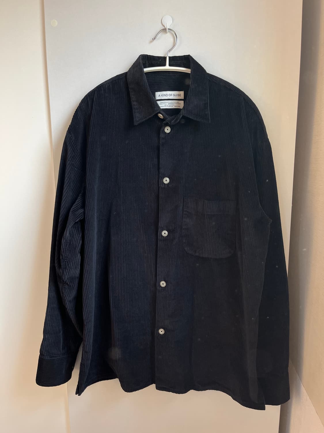 a kind of guise gusto shirt black 상품이미지1