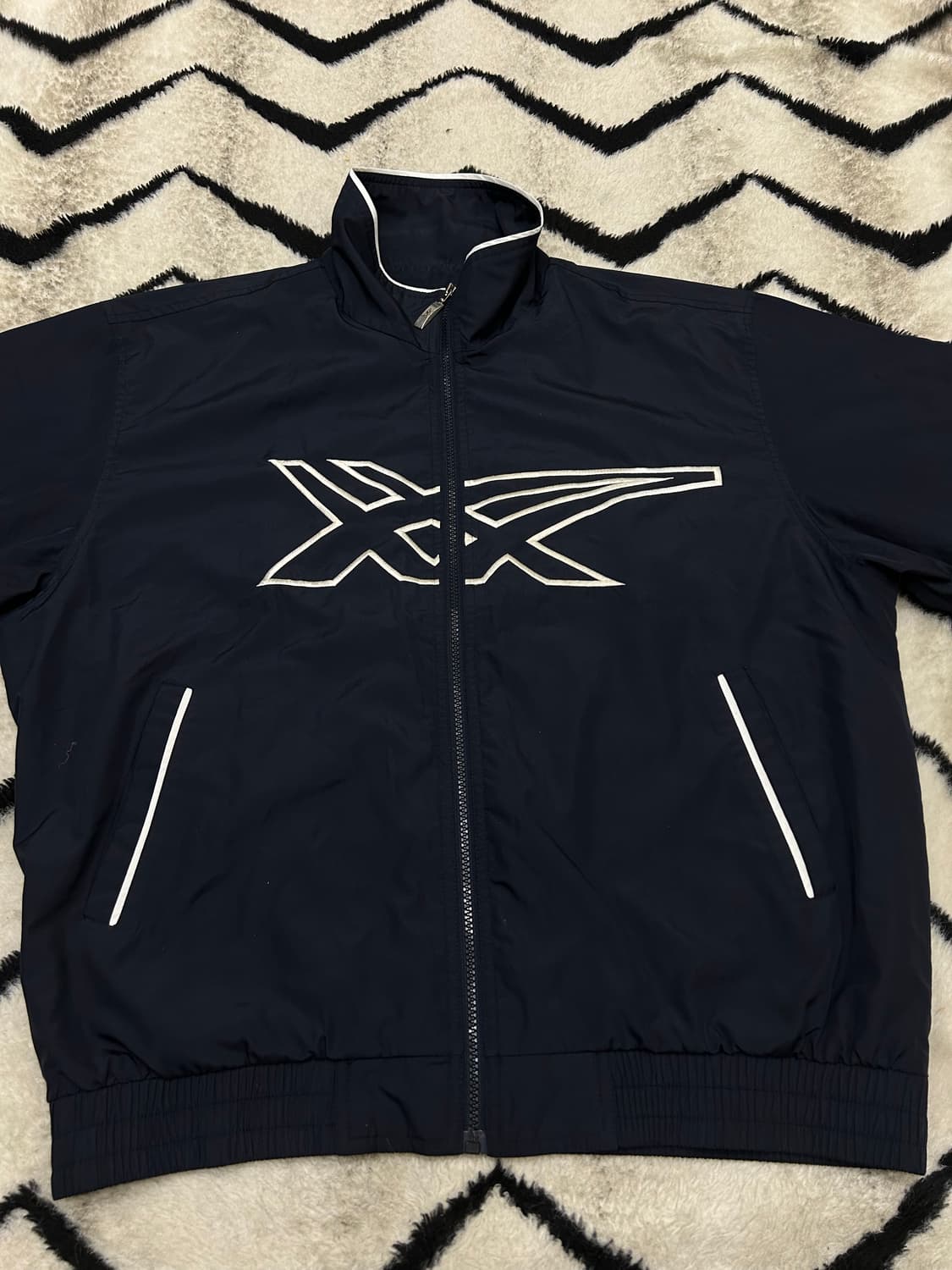 [XL]아식스 90s 올드스쿨 자수로고 바람막이/네이비 상품이미지3