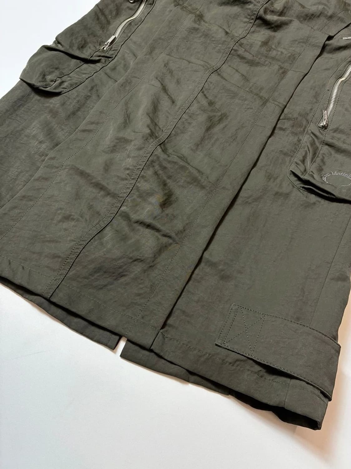 마뗑킴 AW 퍼티그 빅 포켓 카고 스커트 PN8525 상품이미지4