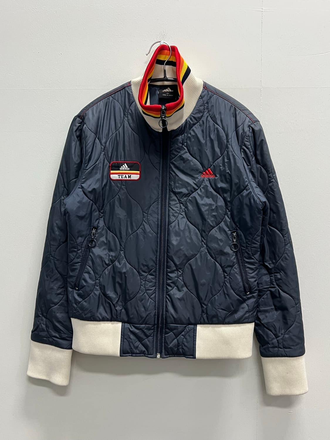 (90) 아디다스 우먼스 크롭 퀄팅 자켓 상품이미지2