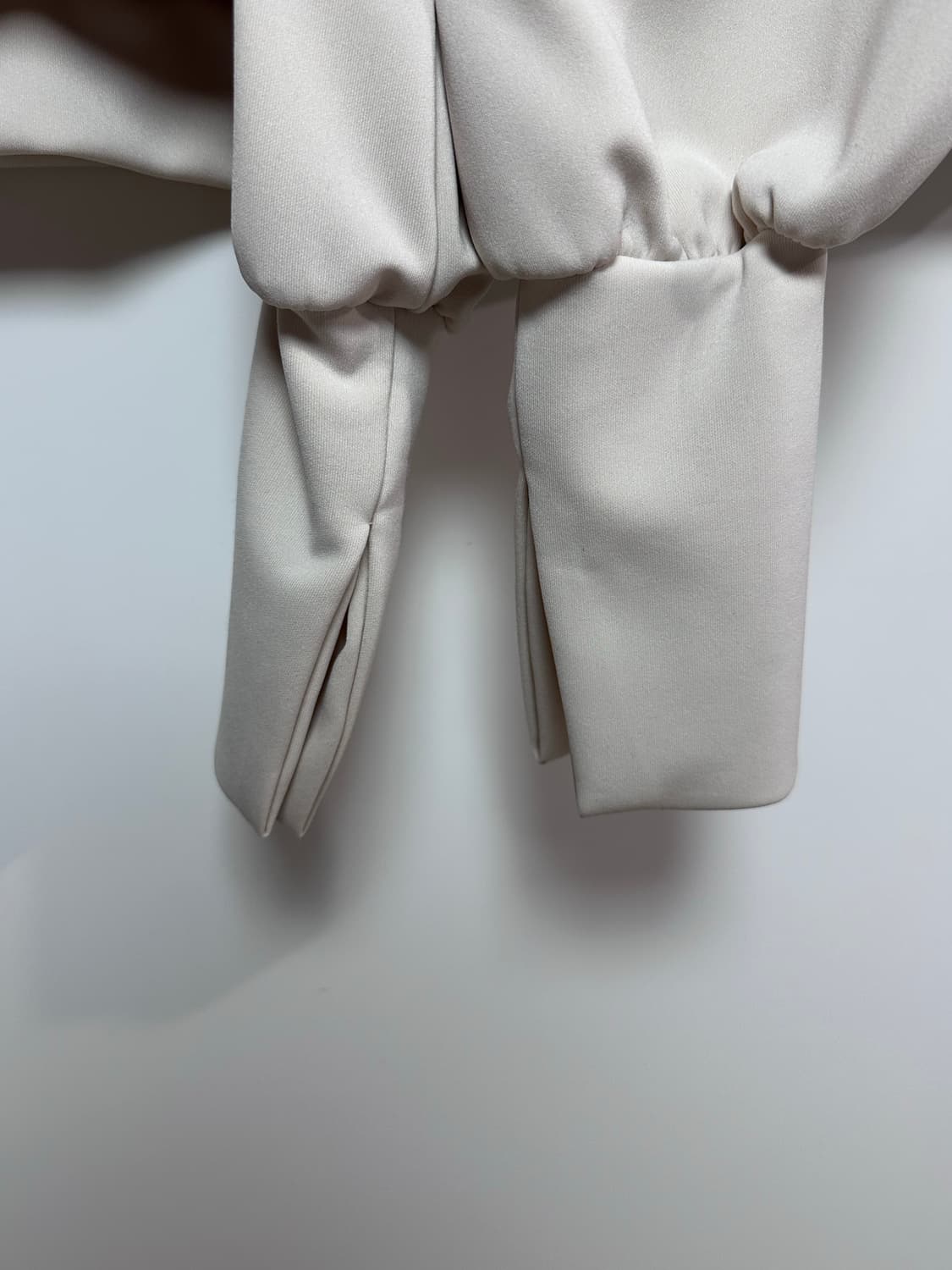 아이보리 버터 리본 블라우스 랩 스타일 상품이미지5