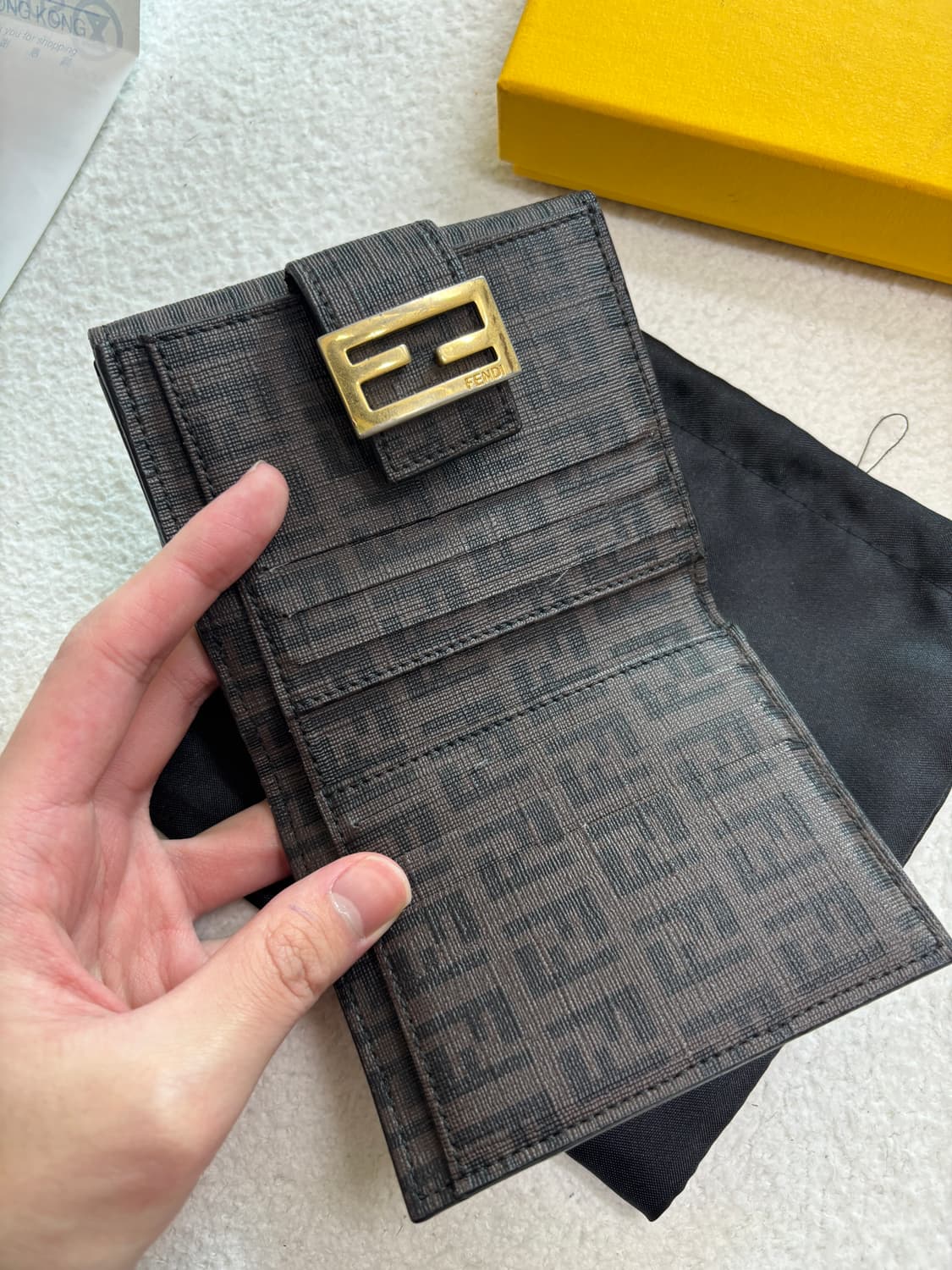 펜디 ff로고 반지갑 (풀구성) 상품이미지5