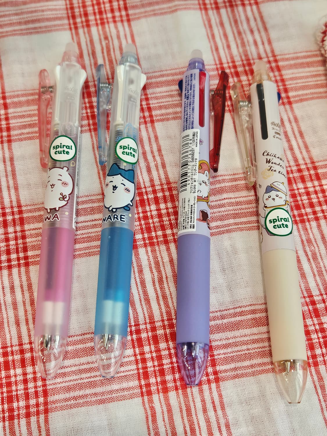 치이카와 하치와레 파이롯트 프릭션 3색볼펜 상품이미지4