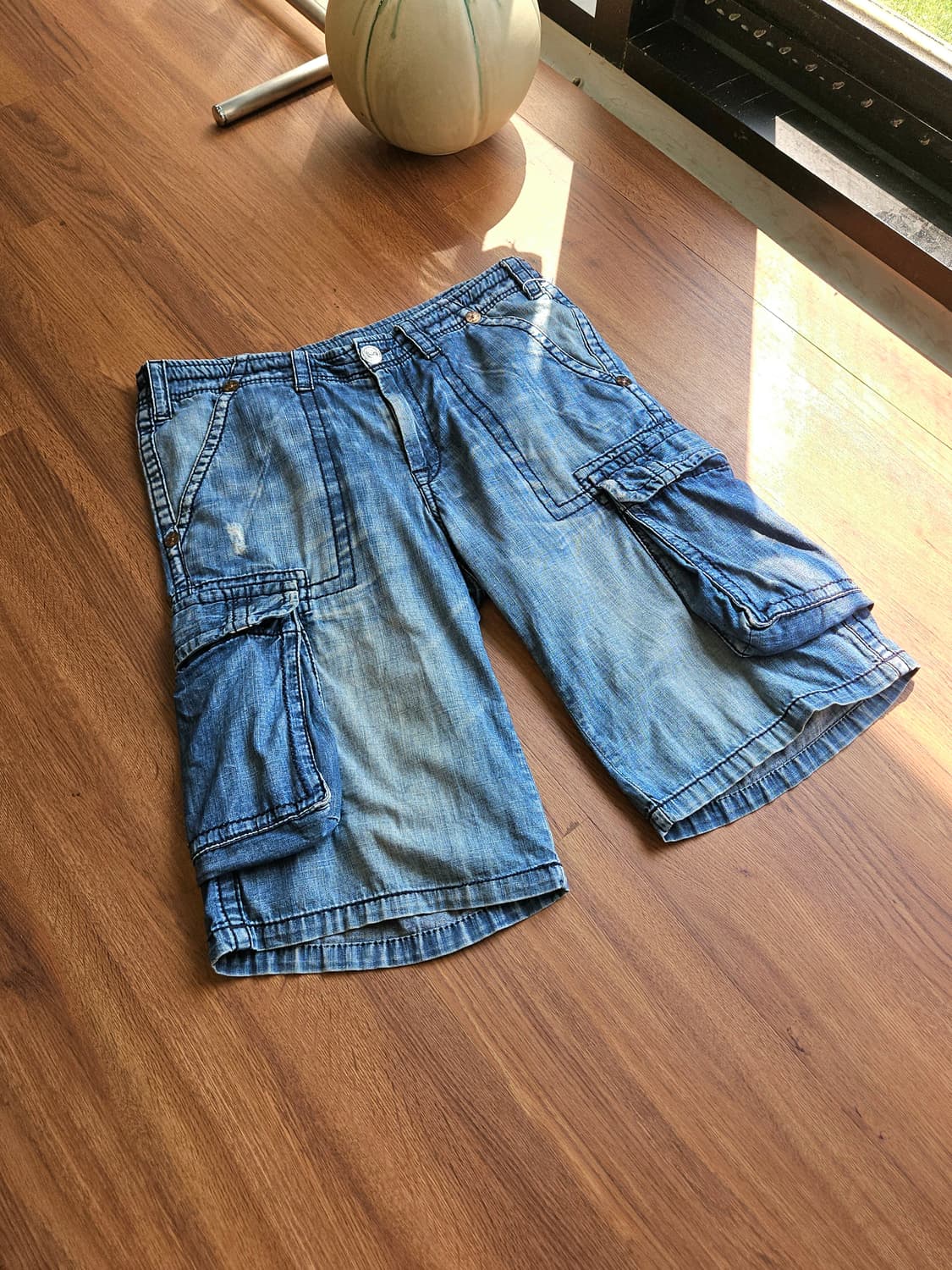 트루릴리젼 버뮤다 카고 데님 팬츠 상품이미지1