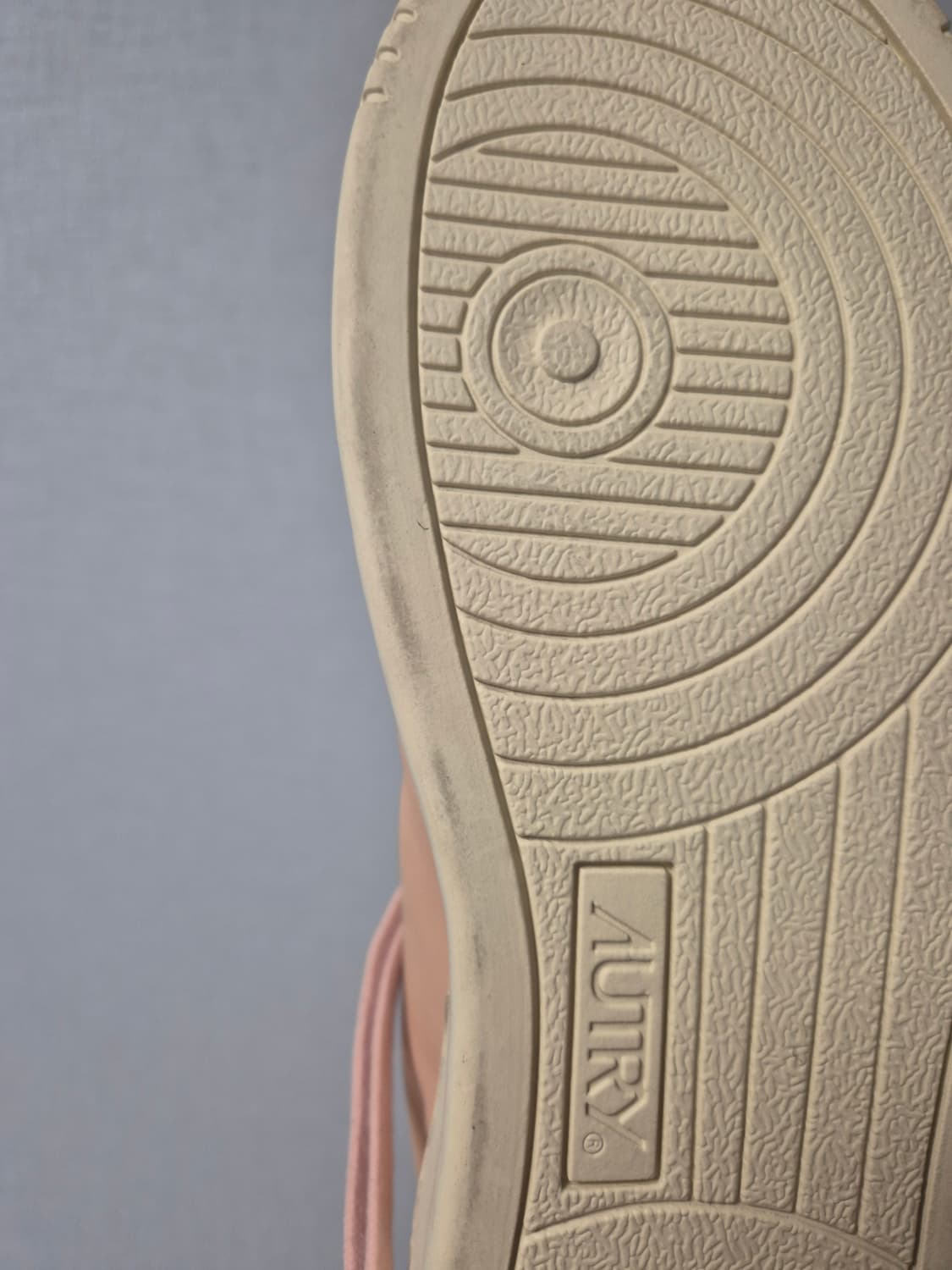 [새상품/280] 오트리 메달리스트 로우 고트스킨 스니커즈 핑크 상품이미지5